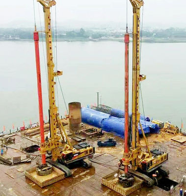 Xrs1050 آلة دق خوازيق هيدروليكية عمودية كبيرة 390kn.M